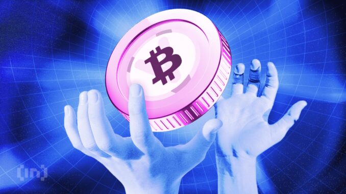 Cutting US Debt? Senator Lummis Bets on Bitcoin Reserve Senator Lummis Champions a Strategic Bitcoin Reserve to Tackle the $36 Trillion National Debt